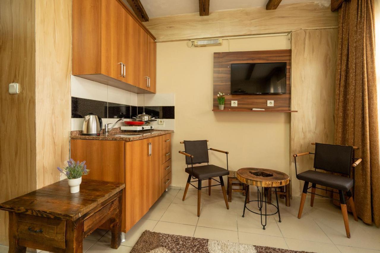 Pi & Apartment *